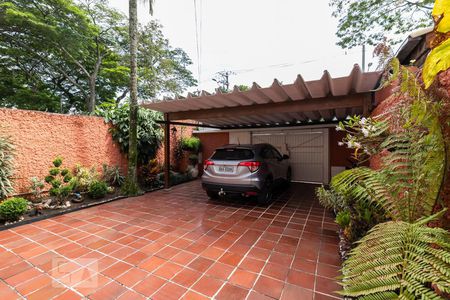 Casa à venda com 199m², 3 quartos e 4 vagas Casa à venda com 199m², 3 quartos e 4 vagasGaragem
