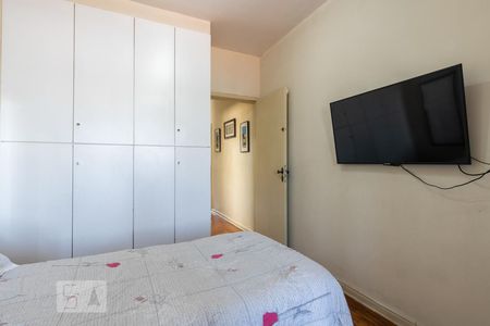 Casa à venda com 199m², 3 quartos e 4 vagas Casa à venda com 199m², 3 quartos e 4 vagasQuarto 2