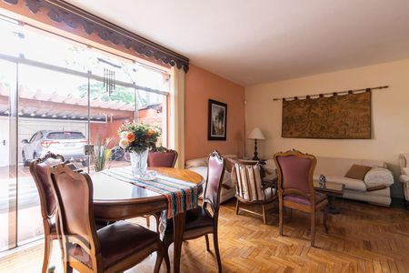 Sala de casa à venda com 3 quartos, 199m² em Indianópolis, São Paulo