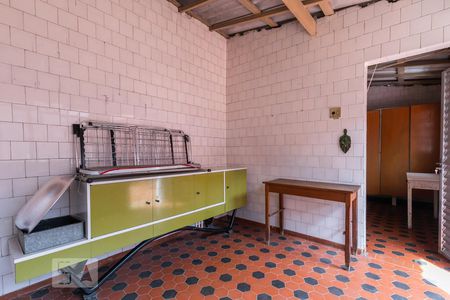 Casa à venda com 199m², 3 quartos e 4 vagas Casa à venda com 199m², 3 quartos e 4 vagasQuintal