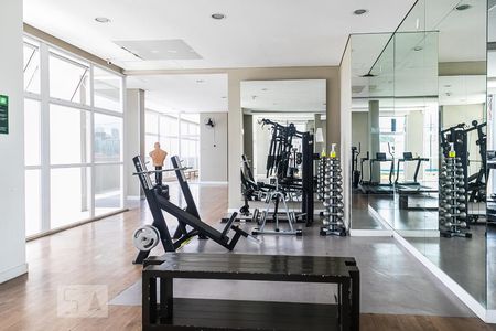 Apartamento à venda com 71m², 2 quartos e 1 vaga Apartamento à venda com 71m², 2 quartos e 1 vagaÁrea comum - Academia