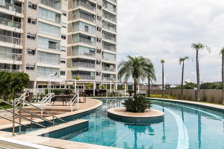 Apartamento à venda com 71m², 2 quartos e 1 vaga Apartamento à venda com 71m², 2 quartos e 1 vagaÁrea comum - Piscina