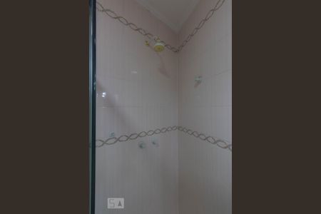 Casa à venda com 310m², 4 quartos e 5 vagasBanheiro - Quarto 1