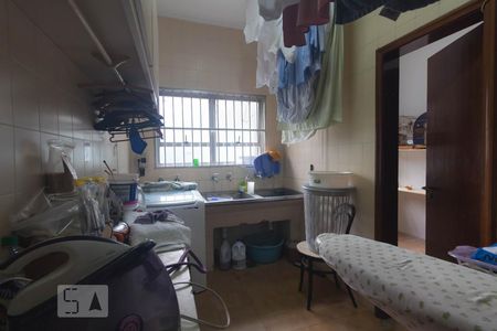 Casa à venda com 310m², 4 quartos e 5 vagasÁrea de Serviço