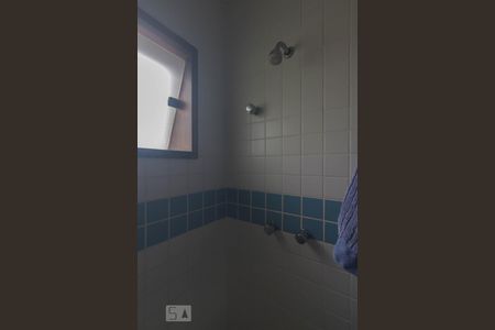 Casa à venda com 310m², 4 quartos e 5 vagasBanheiro - Quartos 2 e 3