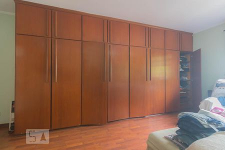 Casa à venda com 310m², 4 quartos e 5 vagasQuarto 4