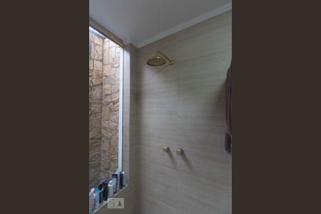 Casa à venda com 310m², 4 quartos e 5 vagasBanheiro - Quarto 4