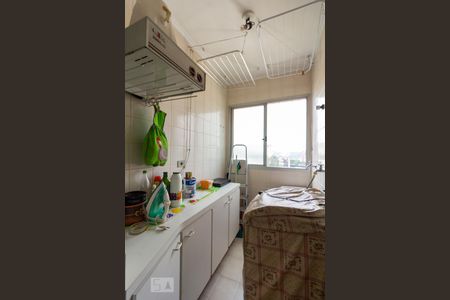 Apartamento para alugar com 60m², 2 quartos e 1 vagaÁrea de Serviço