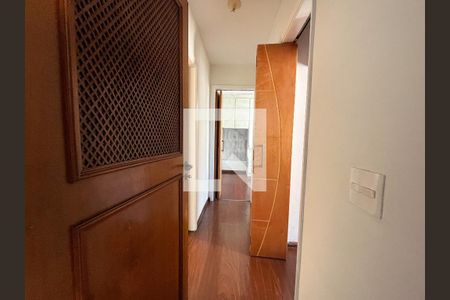Corredor de apartamento para alugar com 2 quartos, 56m² em Vila Santa Catarina, São Paulo