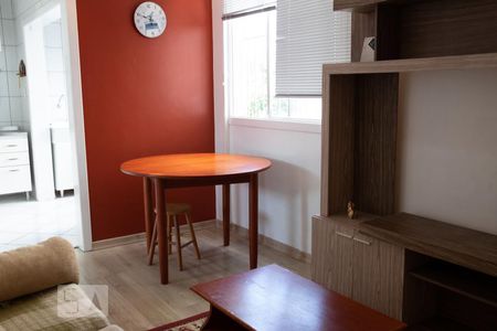 Sala  de apartamento para alugar com 2 quartos, 67m² em Ouro Branco, Novo Hamburgo