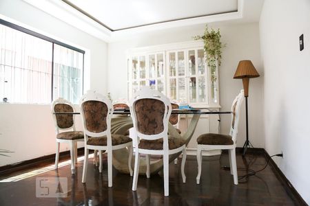 Sala de casa à venda com 6 quartos, 430m² em Cidade Vargas, São Paulo