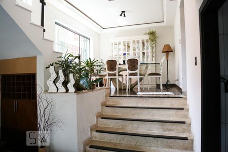 Sala de casa à venda com 6 quartos, 430m² em Cidade Vargas, São Paulo