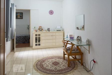 Casa à venda com 470m², 6 quartos e 8 vagas Casa à venda com 470m², 6 quartos e 8 vagasQuarto 2