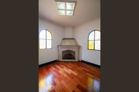 Sala de casa à venda com 4 quartos, 200m² em Jardim Record, São Paulo