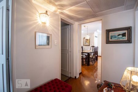 Apartamento à venda com 170m², 2 quartos e 1 vagaCorredor