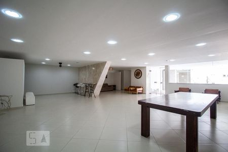 Apartamento à venda com 170m², 2 quartos e 1 vagaSalão de Festas