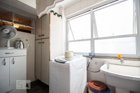 Apartamento à venda com 170m², 2 quartos e 1 vagaÁrea de Serviço