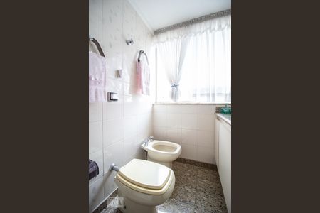 Apartamento à venda com 170m², 2 quartos e 1 vagaBanheiro Suite