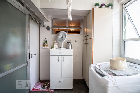 Apartamento à venda com 170m², 2 quartos e 1 vagaÁrea de Serviço