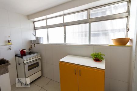 Apartamento à venda com 93m², 3 quartos e sem vagaÁrea de Serviço