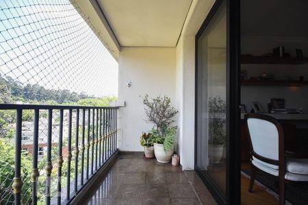 Varanda de apartamento para alugar com 3 quartos, 121m² em Real Parque, São Paulo