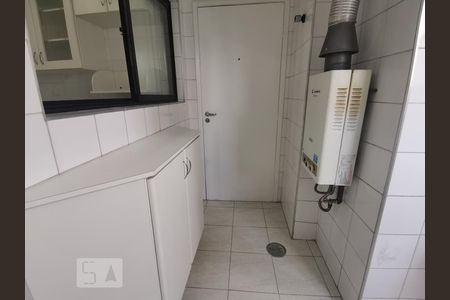 Apartamento à venda com 79m², 3 quartos e 2 vagas Apartamento à venda com 79m², 3 quartos e 2 vagasDetalhe da area de serviço