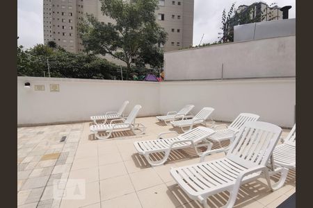 Apartamento à venda com 79m², 3 quartos e 2 vagas Apartamento à venda com 79m², 3 quartos e 2 vagasÁrea comum - Piscina