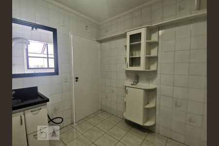 Apartamento à venda com 79m², 3 quartos e 2 vagas Apartamento à venda com 79m², 3 quartos e 2 vagasCozinha - Armários