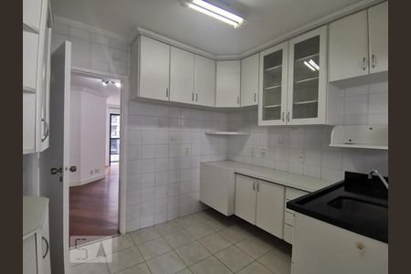 Apartamento à venda com 79m², 3 quartos e 2 vagas Apartamento à venda com 79m², 3 quartos e 2 vagasCozinha