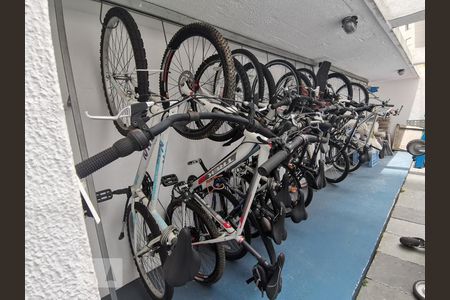 Apartamento à venda com 79m², 3 quartos e 2 vagas Apartamento à venda com 79m², 3 quartos e 2 vagasBicicletario