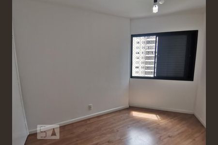 Apartamento à venda com 79m², 3 quartos e 2 vagas Apartamento à venda com 79m², 3 quartos e 2 vagasQuarto