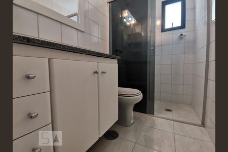 Apartamento à venda com 79m², 3 quartos e 2 vagas Apartamento à venda com 79m², 3 quartos e 2 vagasBanheiro