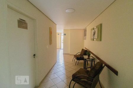 Apartamento à venda com 68m², 3 quartos e 2 vagas Apartamento à venda com 68m², 3 quartos e 2 vagasHall de Entrada