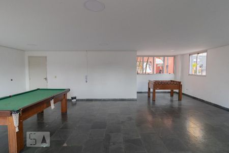 Apartamento à venda com 68m², 3 quartos e 2 vagas Apartamento à venda com 68m², 3 quartos e 2 vagasSalão de jogos