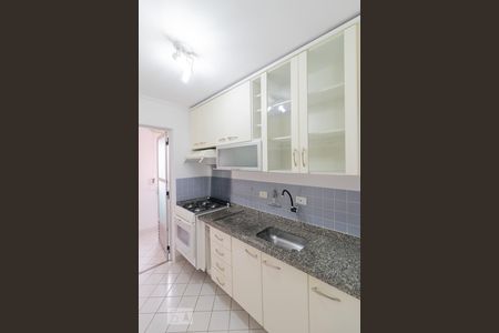 Apartamento à venda com 68m², 3 quartos e 2 vagas Apartamento à venda com 68m², 3 quartos e 2 vagasCozinha