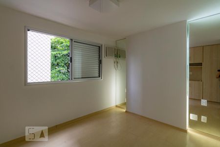 Suíte de apartamento para alugar com 2 quartos, 88m² em Lourdes, Belo Horizonte