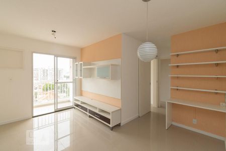 Sala 1 de Apartamento com 2 quartos, 67m² Centro 
