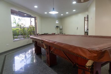 Apartamento para alugar com 253m², 4 quartos e 4 vagas Apartamento para alugar com 253m², 4 quartos e 4 vagasÁrea comum - Salão de Jogos