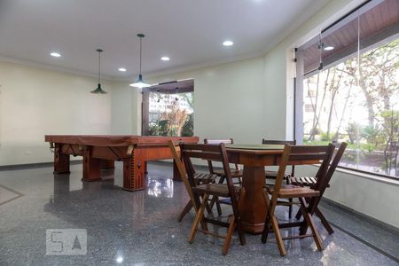 Apartamento para alugar com 253m², 4 quartos e 4 vagas Apartamento para alugar com 253m², 4 quartos e 4 vagasÁrea comum - Salão de Jogos