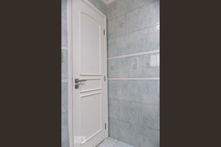 Apartamento para alugar com 253m², 4 quartos e 4 vagas Apartamento para alugar com 253m², 4 quartos e 4 vagasBanheiro Suíte 2