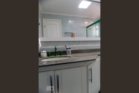 Apartamento para alugar com 253m², 4 quartos e 4 vagas Apartamento para alugar com 253m², 4 quartos e 4 vagasBanheiro Suíte 2