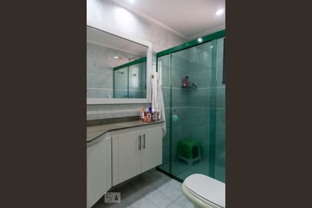 Apartamento para alugar com 253m², 4 quartos e 4 vagas Apartamento para alugar com 253m², 4 quartos e 4 vagasBanheiro Suíte 2