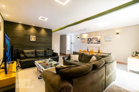 Sala de casa para alugar com 4 quartos, 312m² em Guará Ii, Brasília