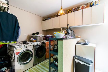 Área de Serviço de casa para alugar com 4 quartos, 312m² em Guará Ii, Brasília