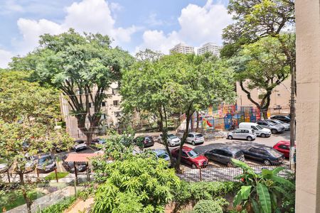 Vista de apartamento à venda com 3 quartos, 72m² em Alto de Pinheiros, São Paulo