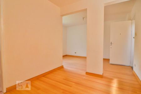 Sala de apartamento à venda com 3 quartos, 72m² em Alto de Pinheiros, São Paulo