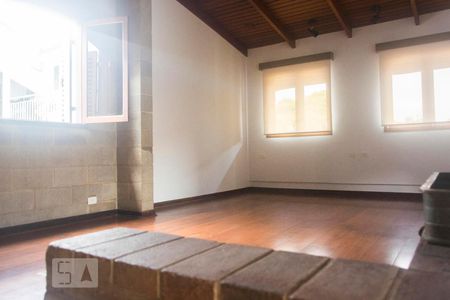 Casa para alugar com 244m², 3 quartos e 2 vagasSala 2
