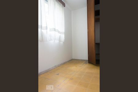 Casa para alugar com 244m², 3 quartos e 2 vagasQuarto serviço