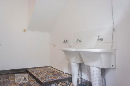 Casa para alugar com 244m², 3 quartos e 2 vagasArea de serviço