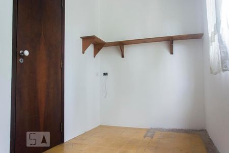 Casa para alugar com 244m², 3 quartos e 2 vagasQuarto serviço